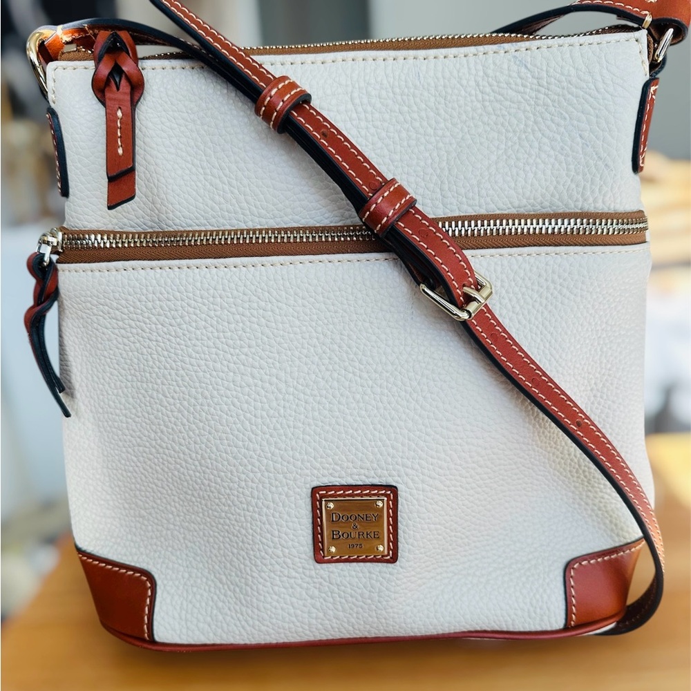 Dooney & Bourke, Cream Pebble Leather Crossbody Bag